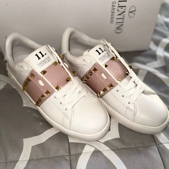 Valentino Garavani Sneakers NWOT Rockstud Pink - Picture 2 of 7